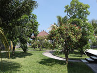 bali-strand-villa-cymopoleia-garten